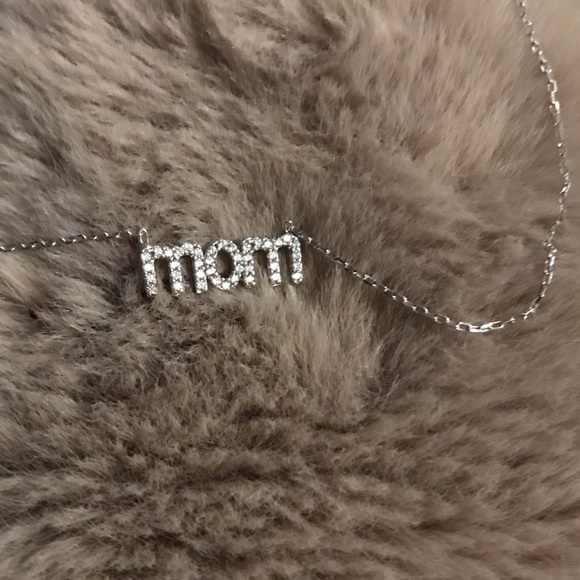 Meet your Posher, Jill - Picture 1 of 1